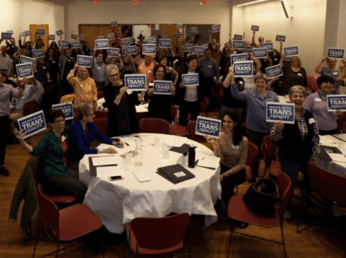Keshet Town Hall Votes “Yes” on Transgender Rights