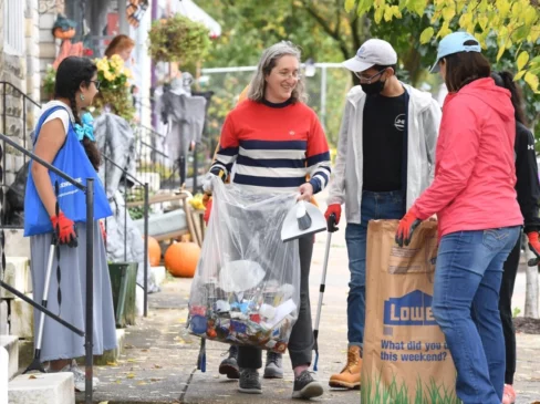 Growing number of young Jews turning to service to express their Jewish values